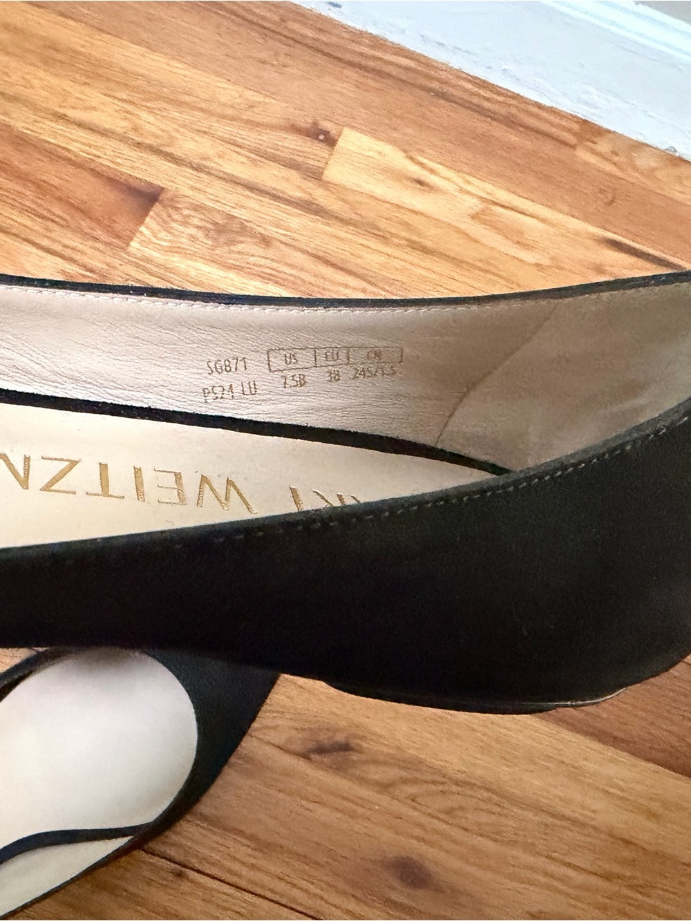 Stuart Weitzman Black Pointed Suede Flats - Picture 6 of 6